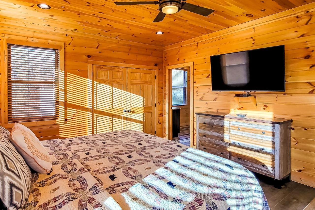 3 Lazy Bears Chalet Gatlinburg Exterior foto